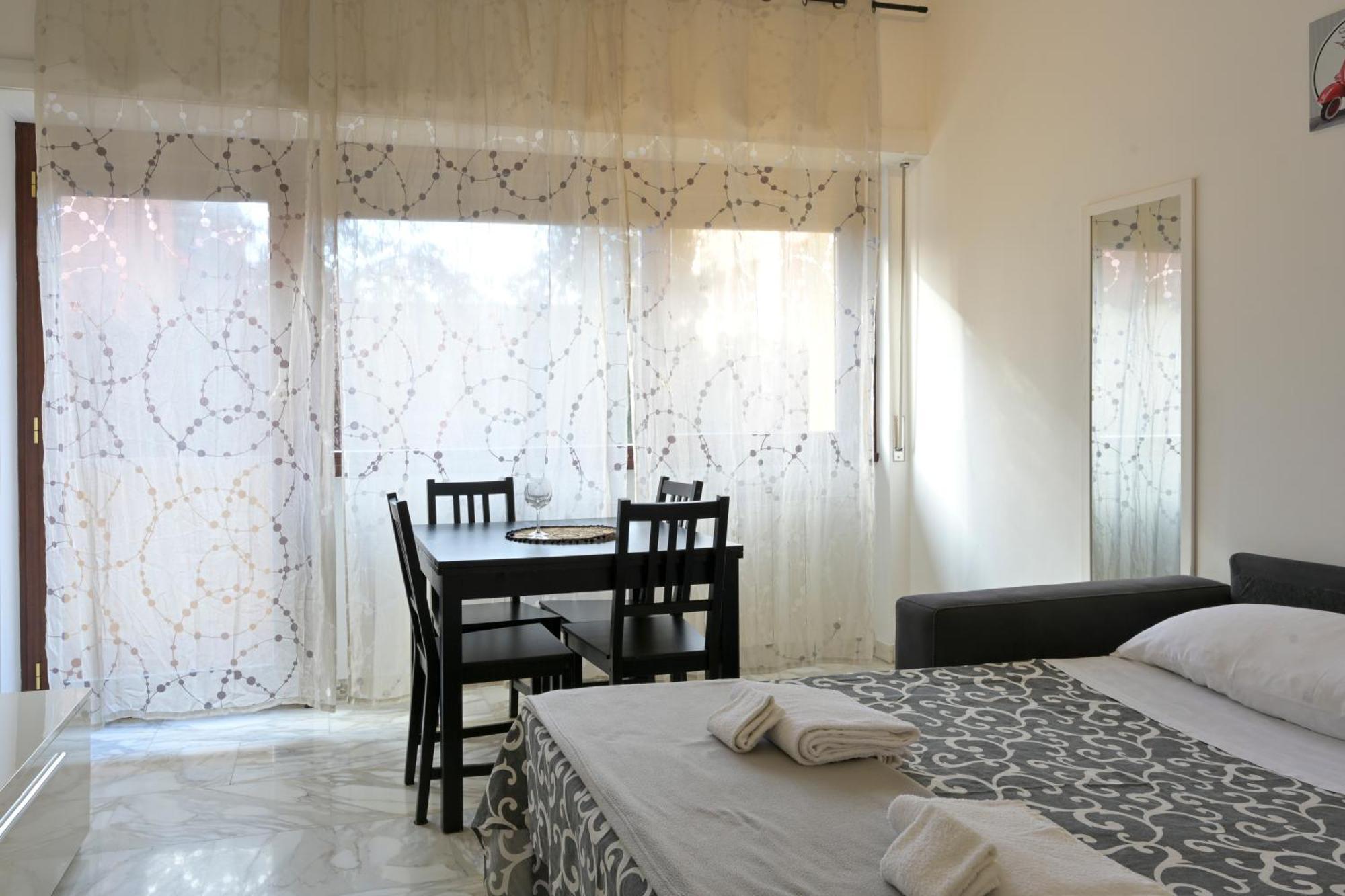 Gold Apartment Monteverde-Gianicolense Rom Exterior foto